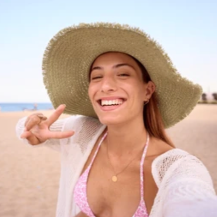 Ella D